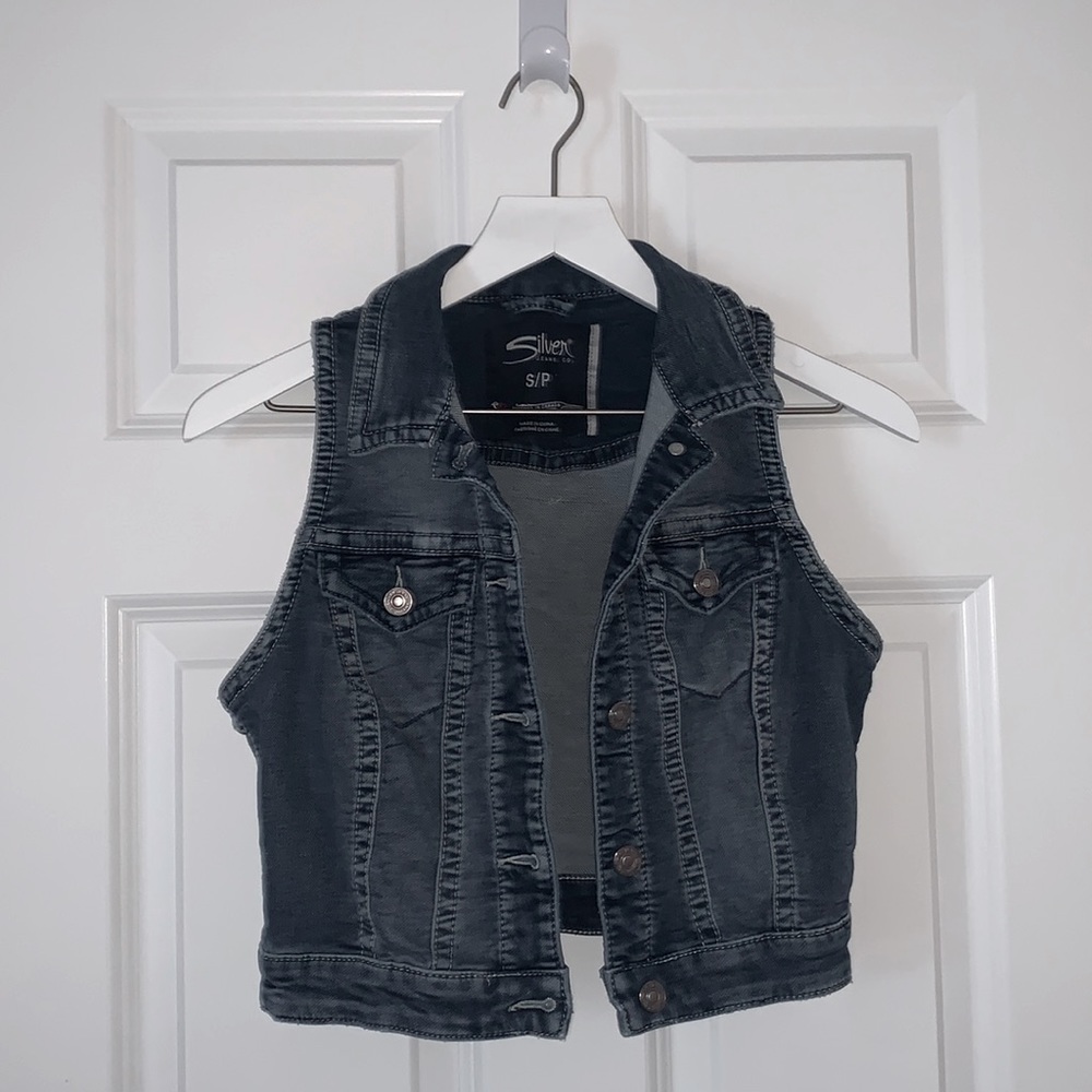 Cropped Denim Vest